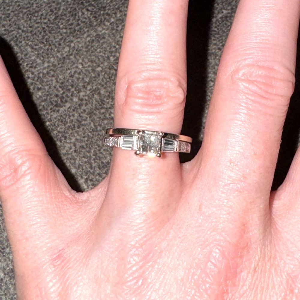 Engagement ring set
